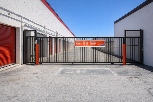 Property 685 image number 3