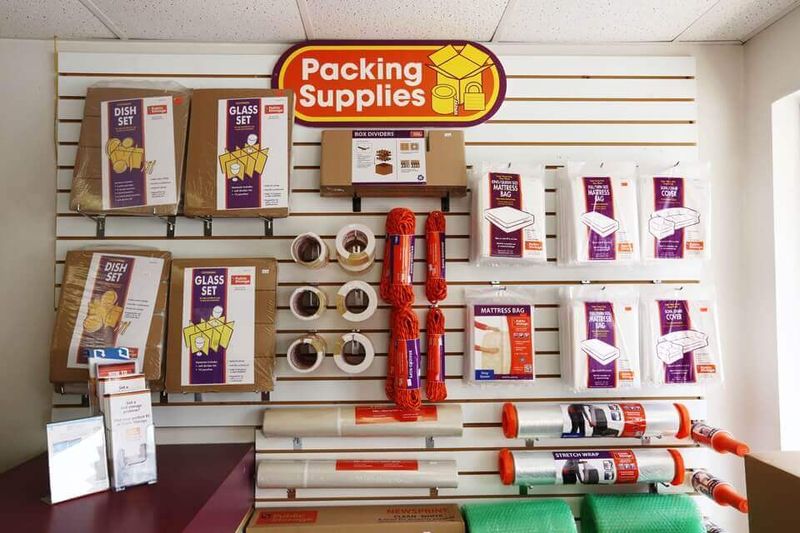 Property 692 image number 2