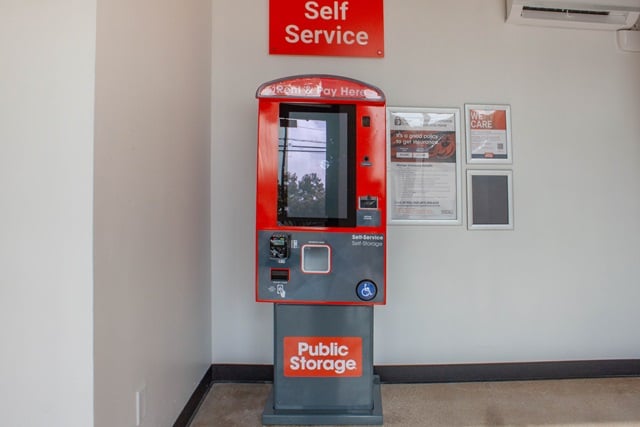 Property 694 image number 2