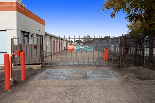 Public Storage  11810 Westheimer Road in Houston, TX