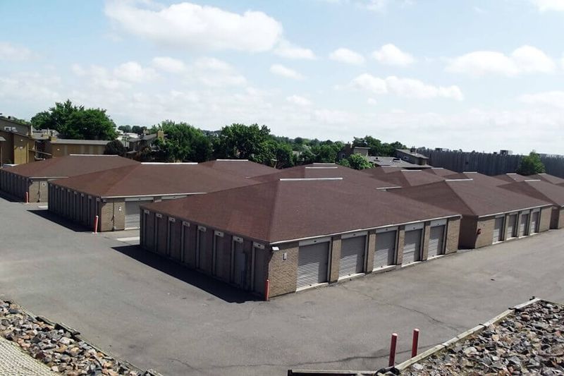 Property 699 image number 1