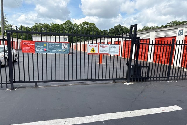 Public Storage  944 Creighton Road in Pensacola, FL