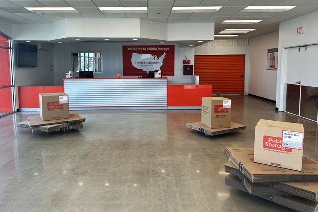 Property 710 image number 2