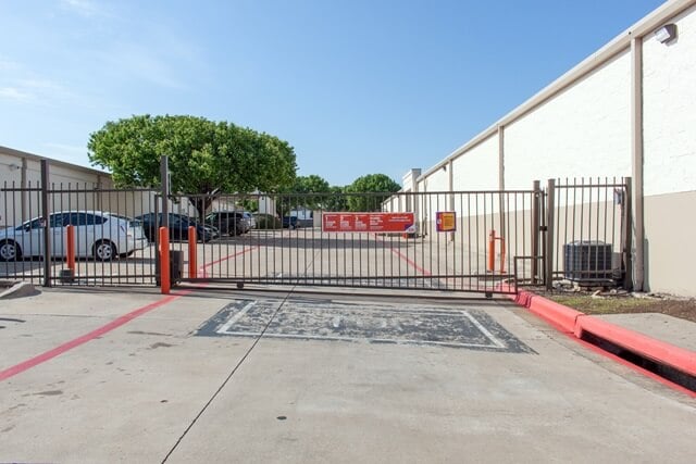 Public Storage  1474 Justin Road 407 in Lewisville, TX