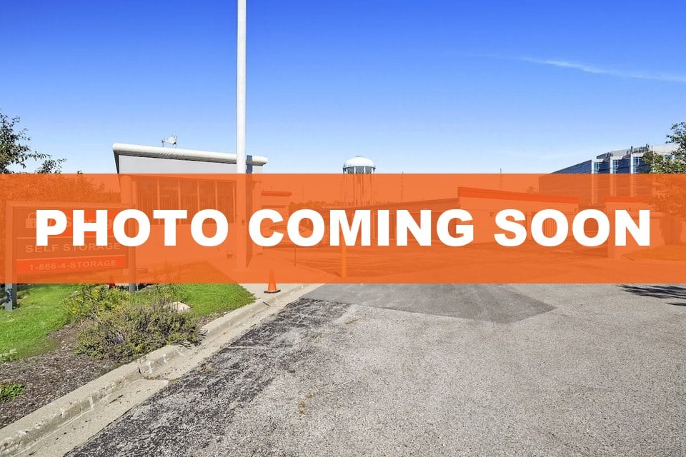 5 x 5 Self Storage Unit in Deerfield, Illinois