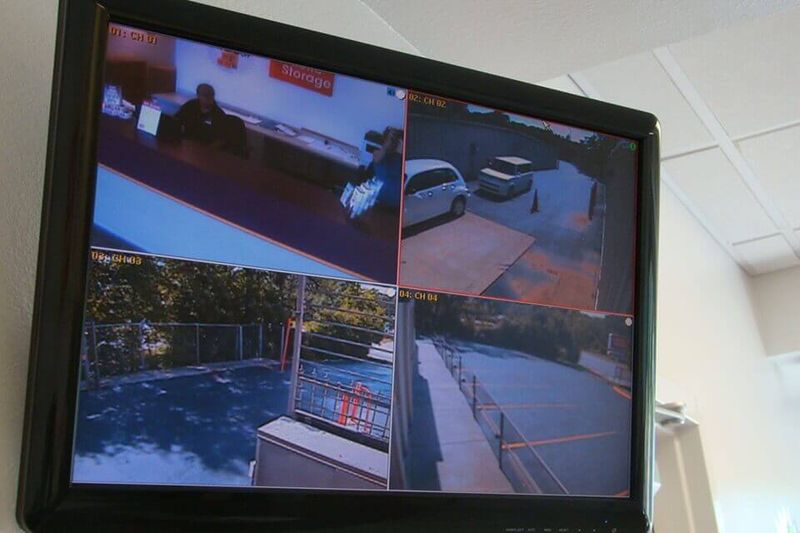 Property 717 image number 2