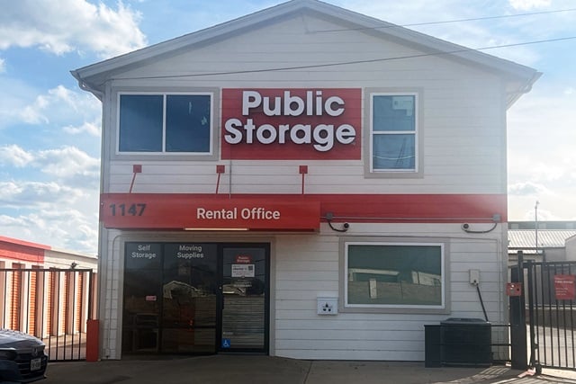 20×10 Self Storage Unit in Hurst, TX