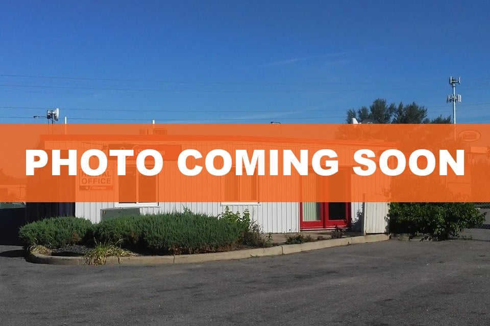 12×25 Parking Lot in Burnsville, MN 801 Ladybird Ln Burnsville, Minnesota