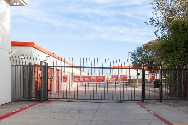 Public Storage  2861 Walnut Hill Lane in Dallas, TX