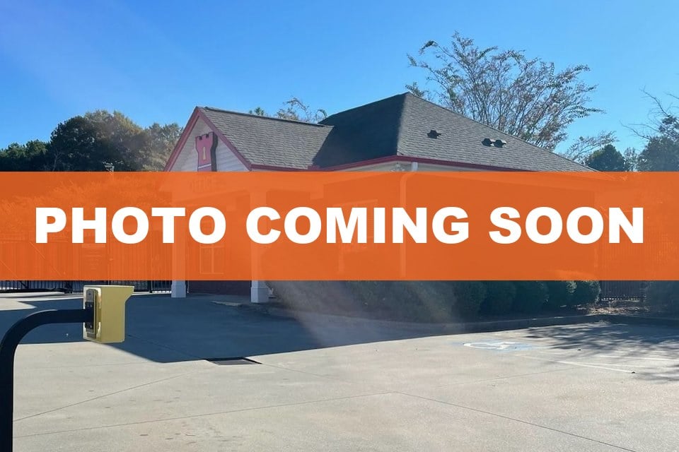 10×20 Garage in McDonough, GA 1205 Meredith Park Dr McDonough, Georgia