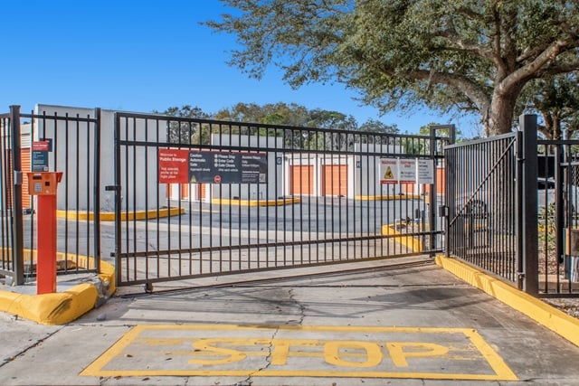 Public Storage  7190 S US Highway 17/92 in Altamonte Springs, FL