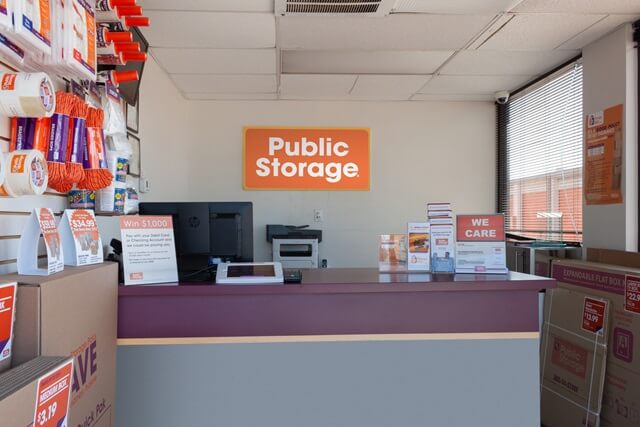 Property 735 image number 2