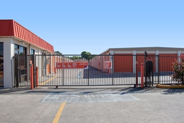 Public Storage  12670 Veterans Memorial Drive in Houston, TX
