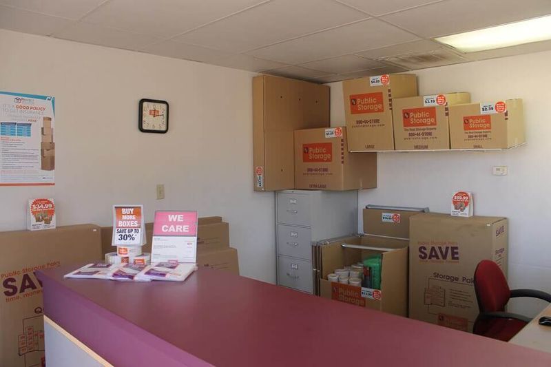 Property 745 image number 2