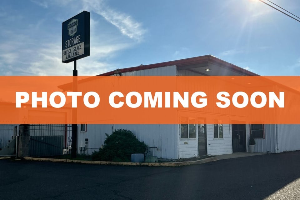 10×38 Parking Lot in Roseburg, OR 7901 Old Highway 99 N Roseburg, Oregon