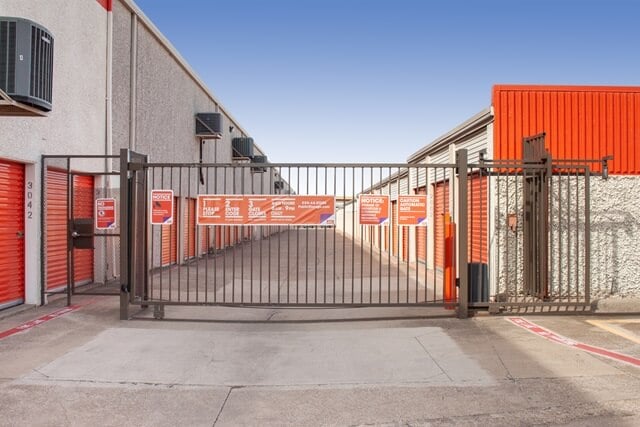 Public Storage  12075 Denton Drive in Dallas, TX
