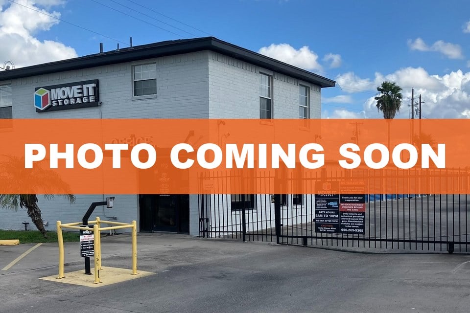 Public Storage in Donna, TX 1015 W Expy 83