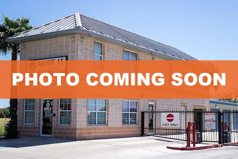 10×30 Parking Lot in Edinburg, TX