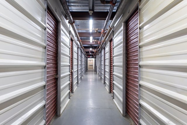 Self Storage Units Near 817 Peninsula Blvd at Public Storage Hempstead