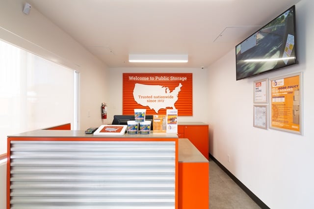 Property 76 image number 2