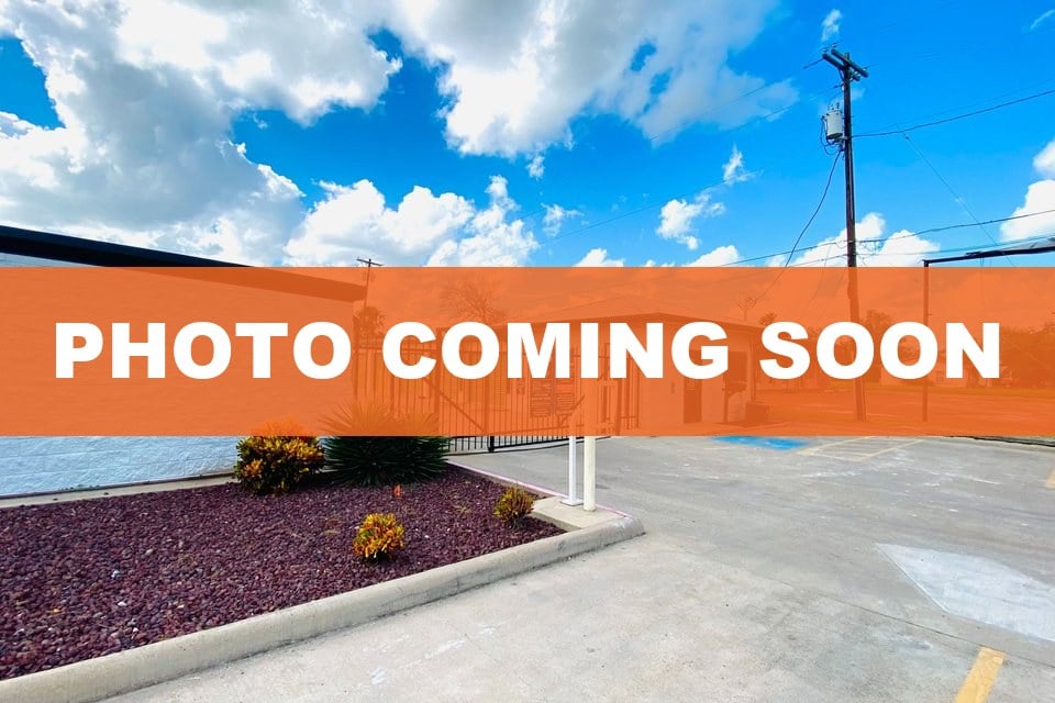 10×20 Garage in San Benito, TX 550 S Oscar Williams Rd San Benito, Texas
