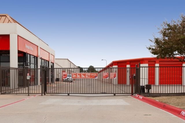 Public Storage  2550 East Trinity Mills Rd in Carrollton, TX