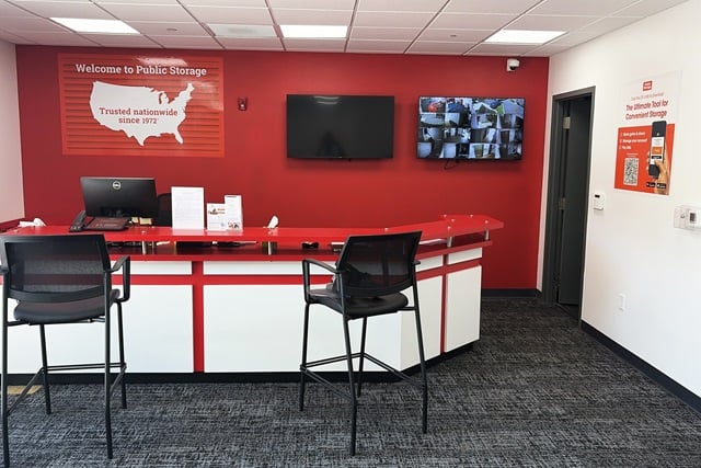 Self Storage Unit in Poughkeepsie, New York 1