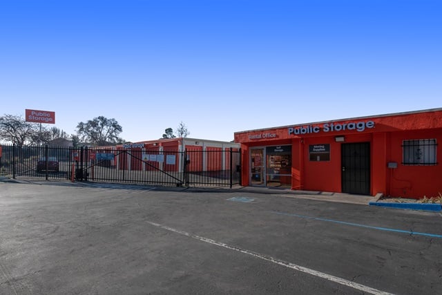 30 x 10 Public Storage: Self Storage Unit in Vallejo, California