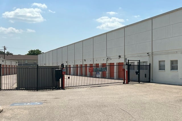 Public Storage  9223 Long Point in Houston, TX