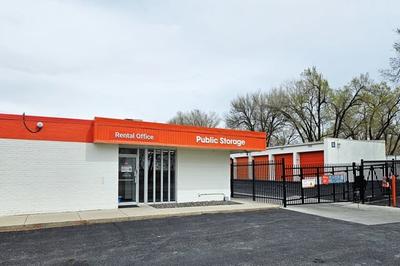 Public Storage