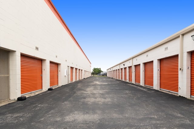 30×12 Self Storage Unit in Houston, TX 8610 Glenvista Street Houston, Texas 2