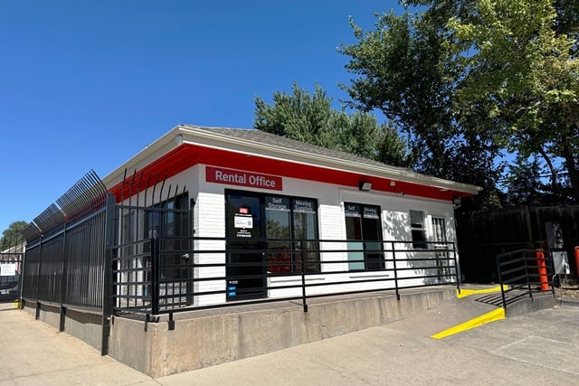 30×10 Self Storage Unit in Denver, CO 2600 Sheridan Blvd Denver, Colorado