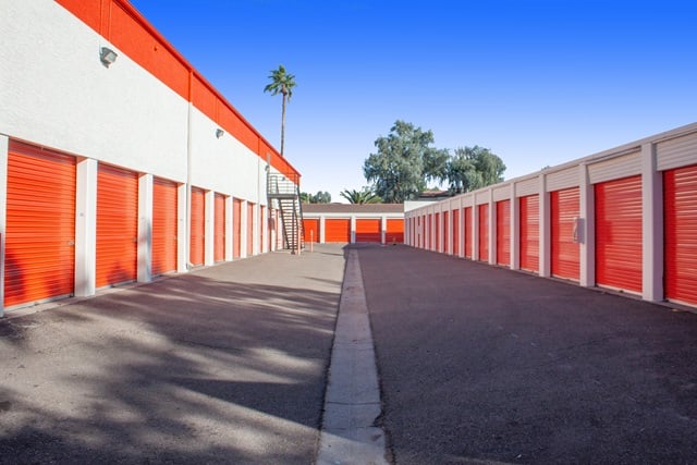 Self-Storage Units Near 909 S Country Club Dr, Mesa, AZ