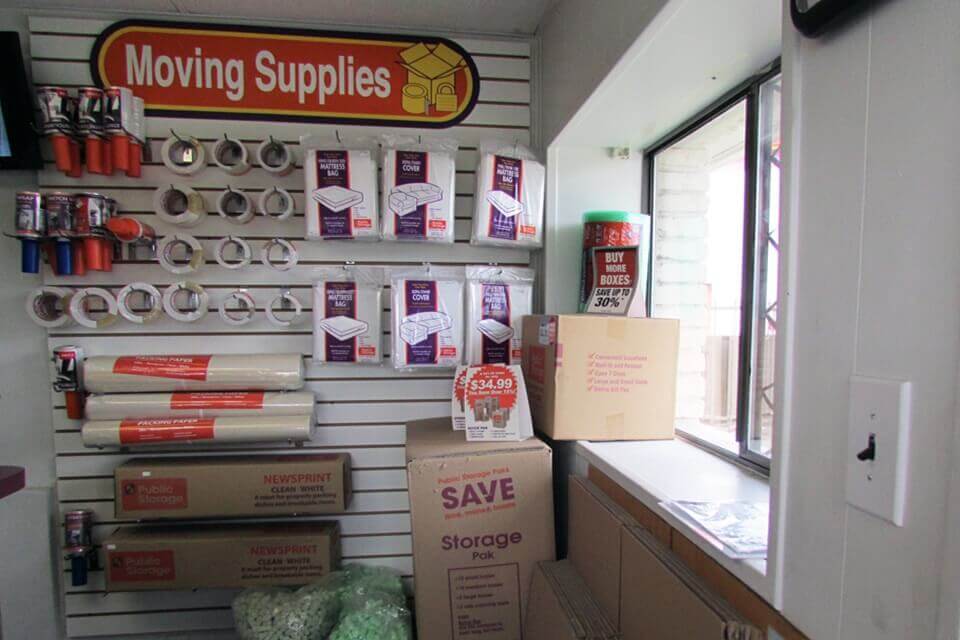 20×10 Self Storage Unit in Houston, TX 14880 Wallisville Road Houston, Texas 3