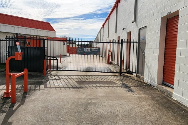 Public Storage  14880 Wallisville Road in Houston, TX