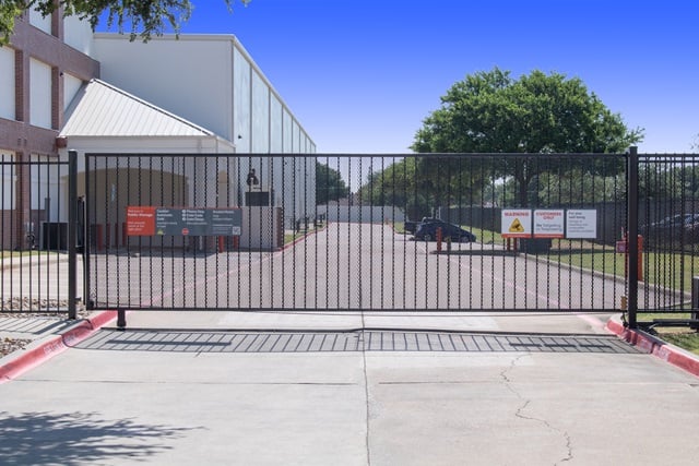 Public Storage  2200 K Ave in Plano, TX