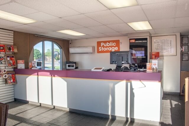 Property 799 image number 2