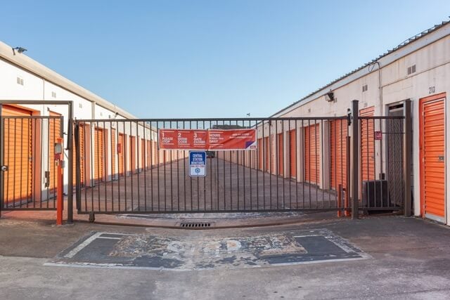 Public Storage  3555 South Loop W in Houston, TX