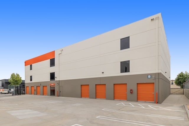 Property 8 image number 1