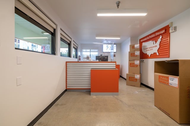 Property 8 image number 2