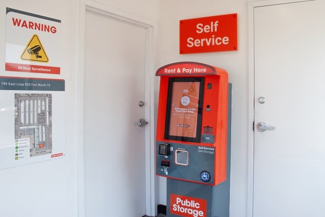 Property 807 image number 2