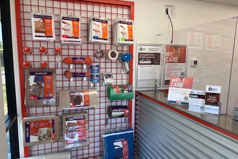 Property 816 image number 2