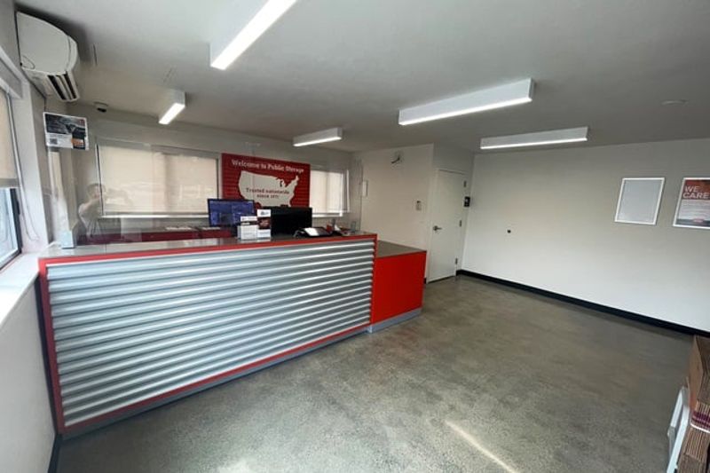 Property 826 image number 1
