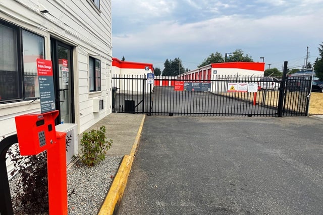 Property 826 image number 2