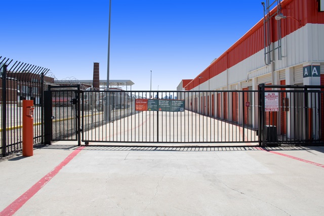 Public Storage  3550 West Mockingbird Lane in Dallas, TX