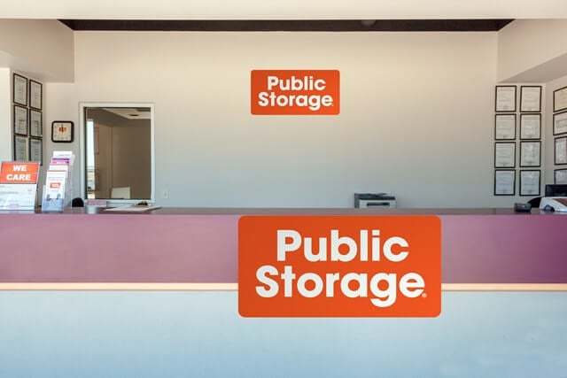 Houston, TX, SelfStorage Units Near 11900 Katy Freeway Public Storage®