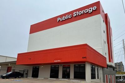 Property at 21701 - DALLAS / MOCKINGBIRD - HWY 75 image number 0