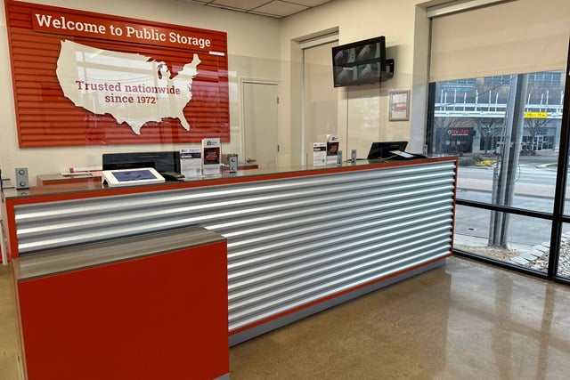 Property 838 image number 2