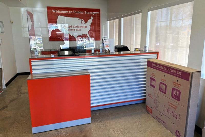 Property 842 image number 2