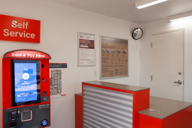 Property 844 image number 2